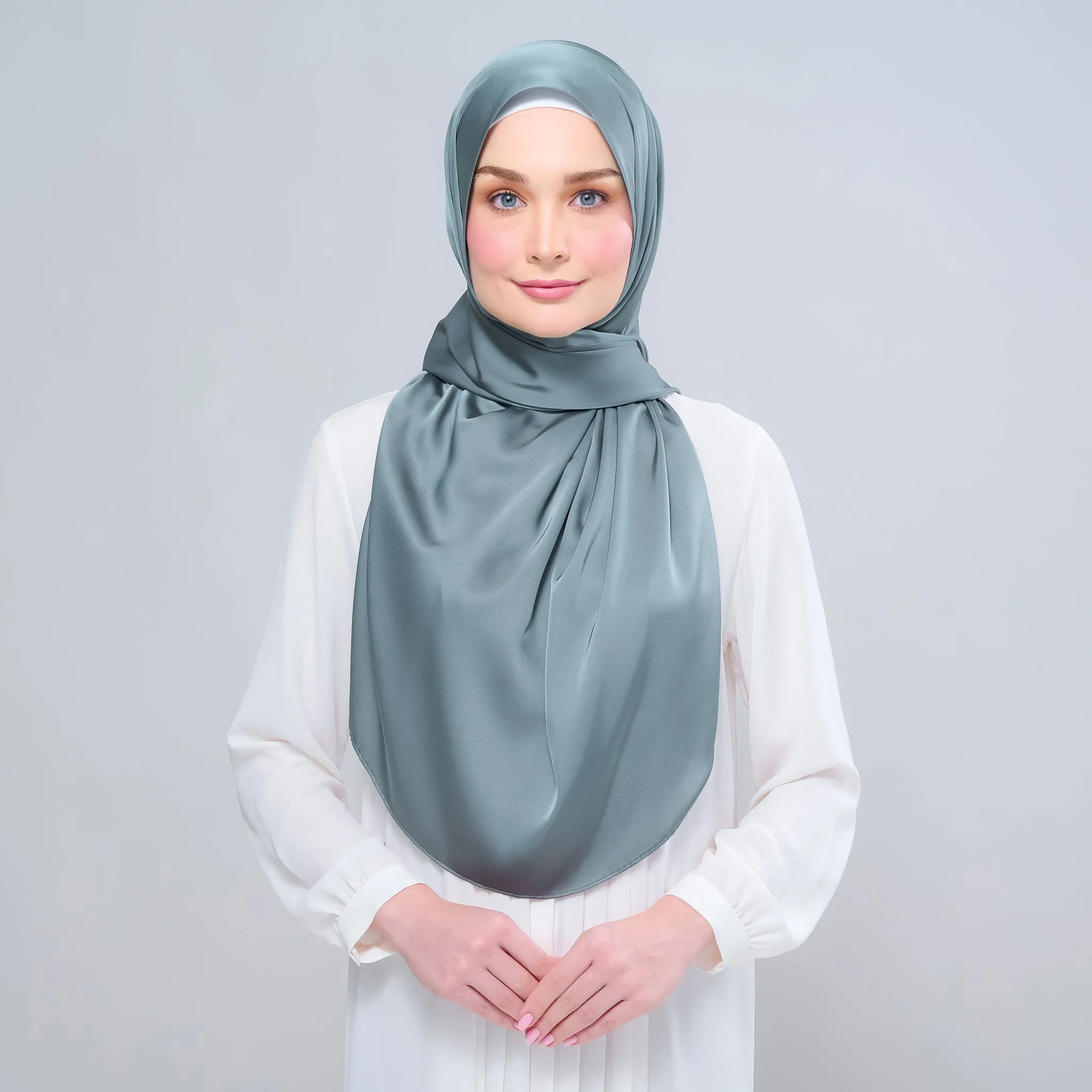 Instant Tag n' Go Shawl  | Satin Silk in Sea Green