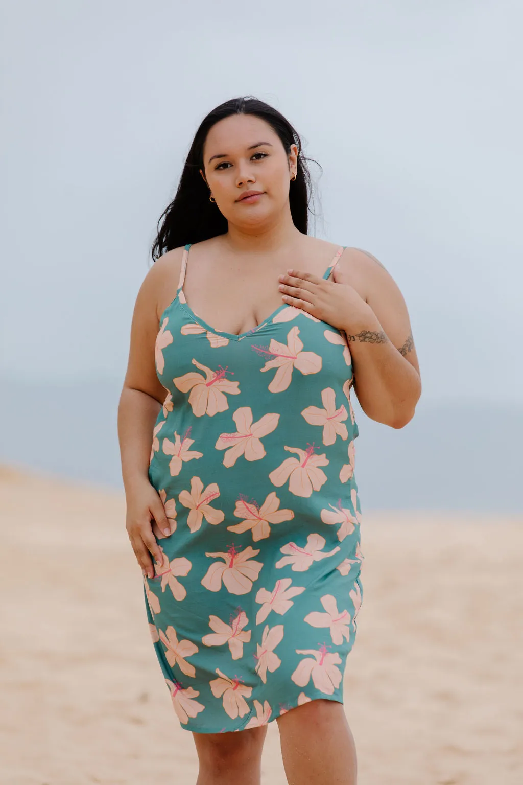 Meeya Dress in Koki'o Blossom (Teal)