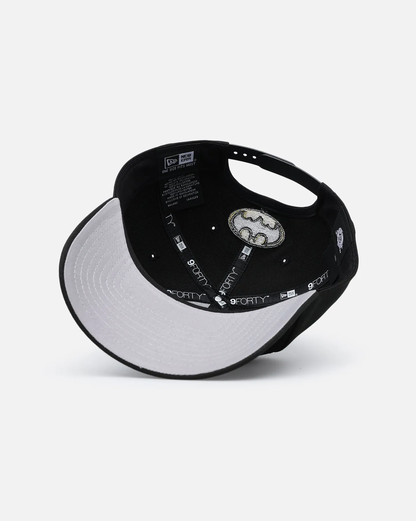 New Era X DC Batman Cape 9FORTY A-Frame Snapback Black