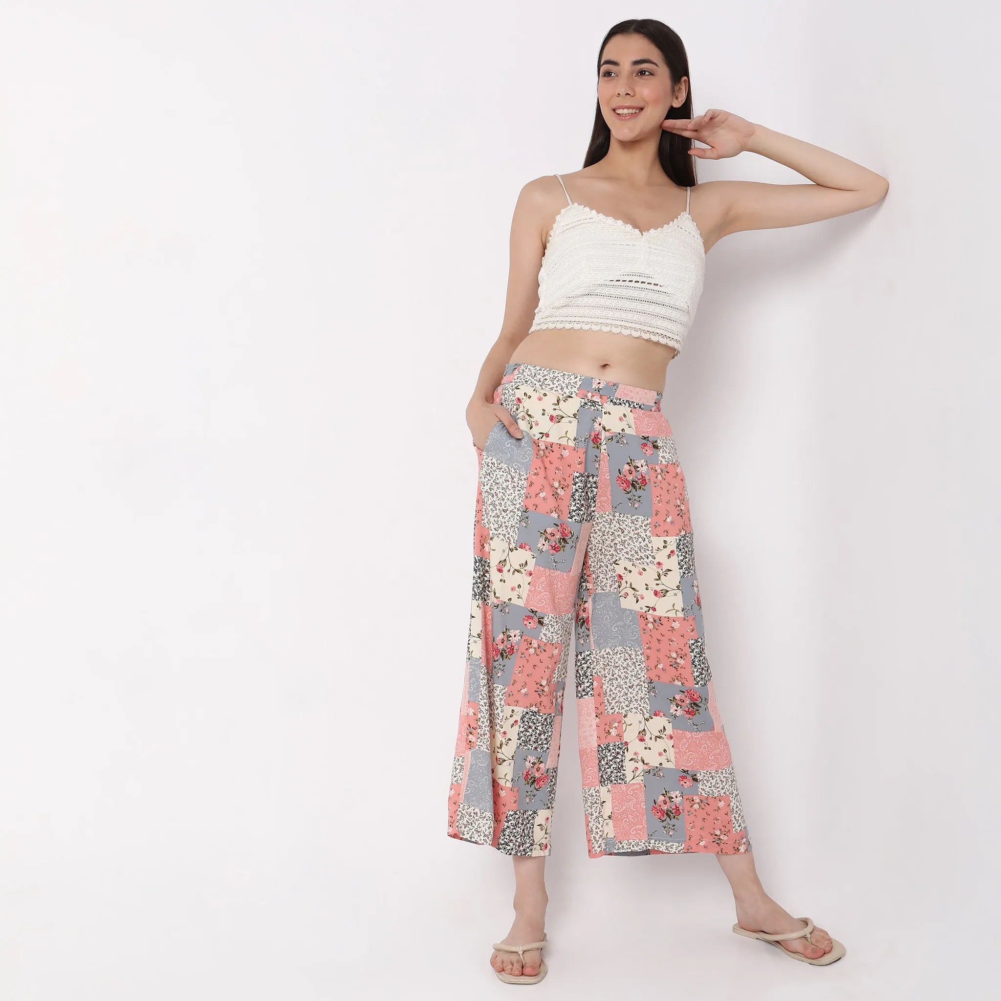 Regular Fit Abstract Mid Rise Lounge Culottes