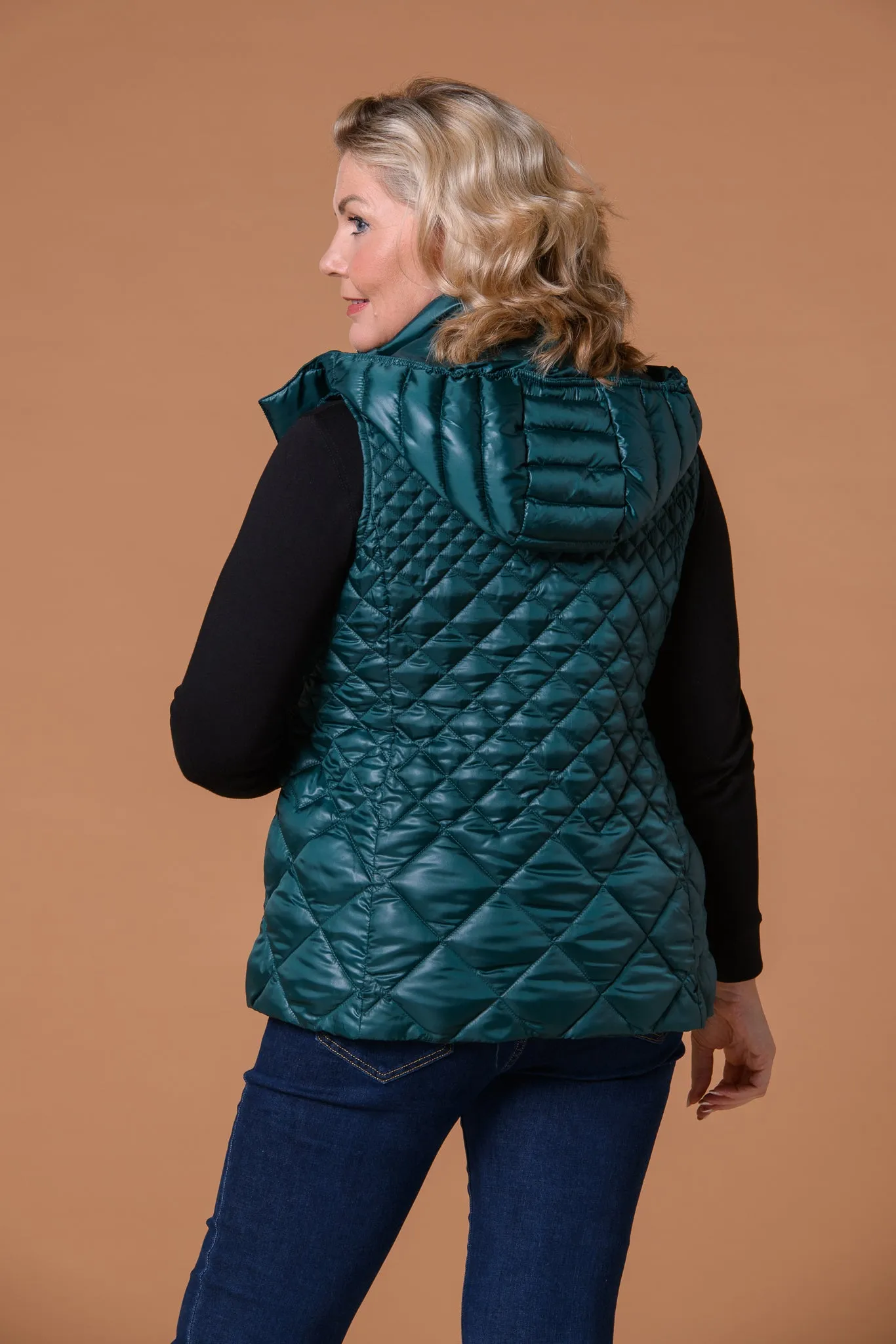 Triple Quilt Gilet Green