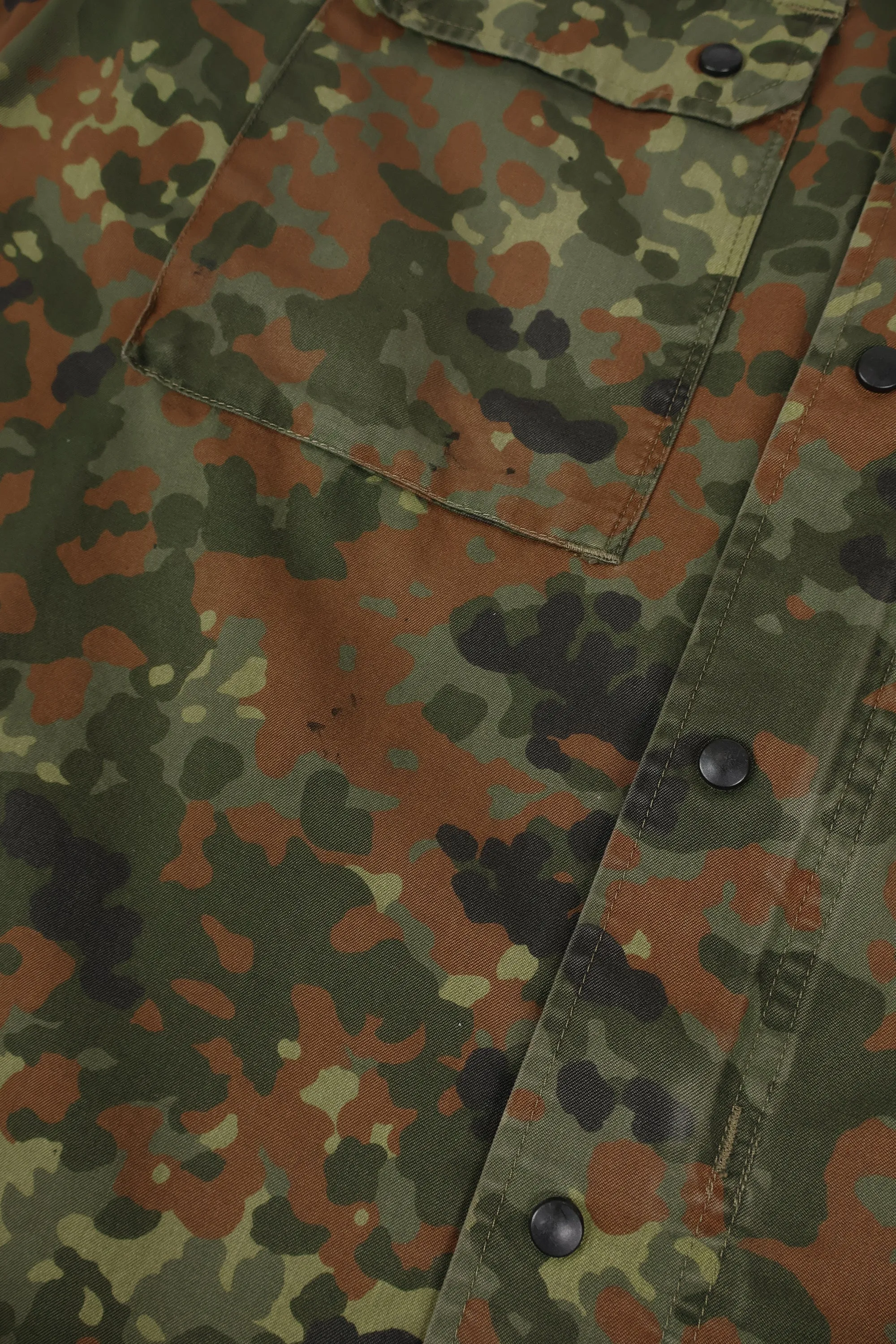 Vintage Snap Button Camo Jacket 02